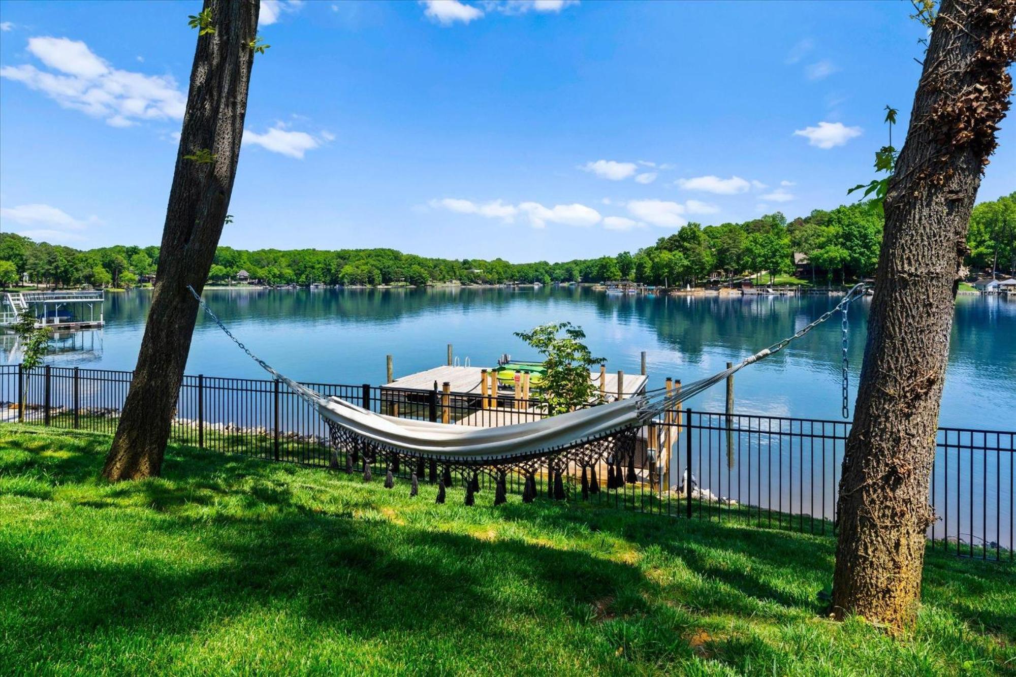 Vila Hogan Crest Mooresville Exteriér fotografie