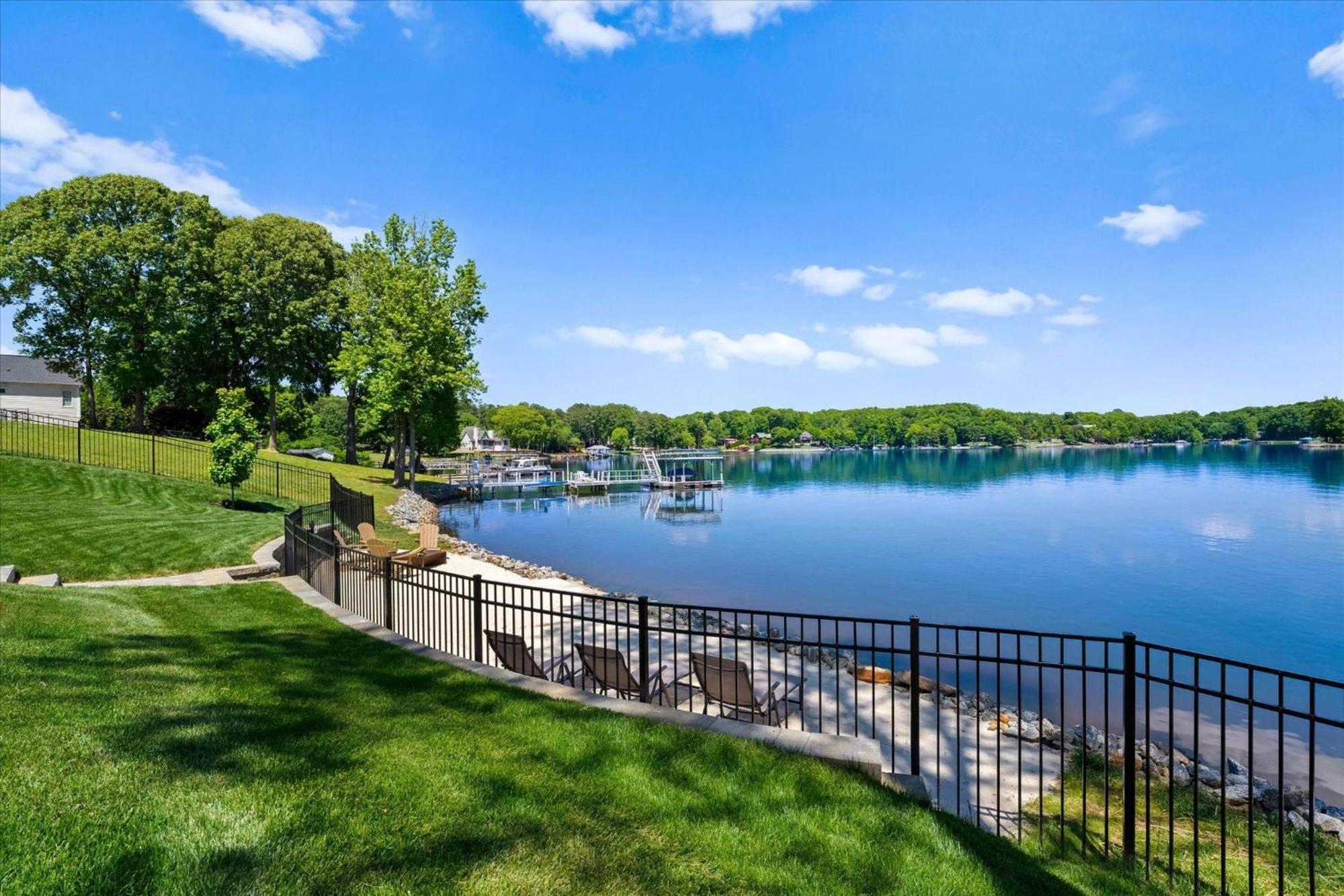 Vila Hogan Crest Mooresville Exteriér fotografie